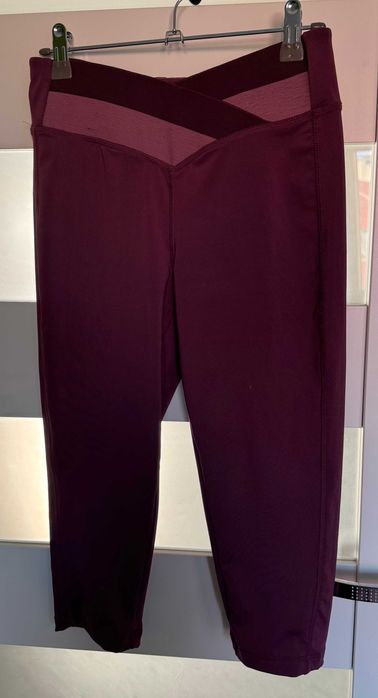Bordowe legginsy Crivit