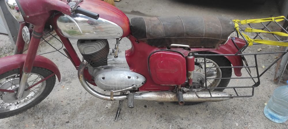 Продам Яву старуху 250