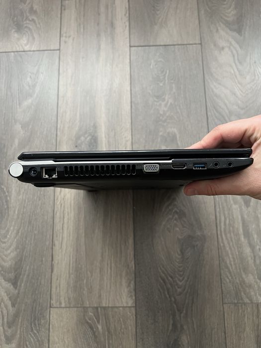 Ноутбук Acer Aspire V3-551G