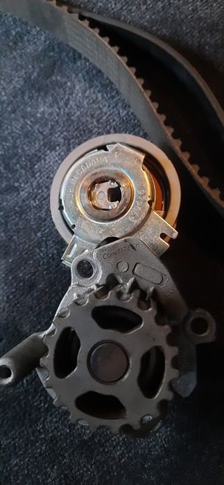 Помпа, ролик , ремінь.Фольксваген.