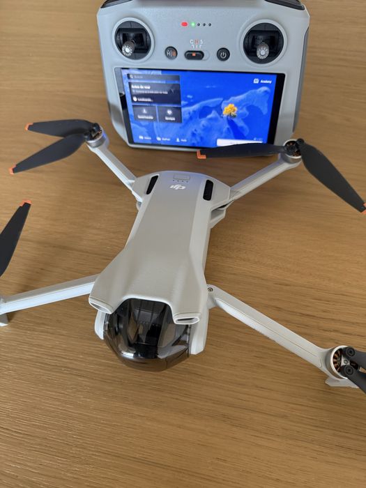 DJI Mini 3 - Fly More Combo