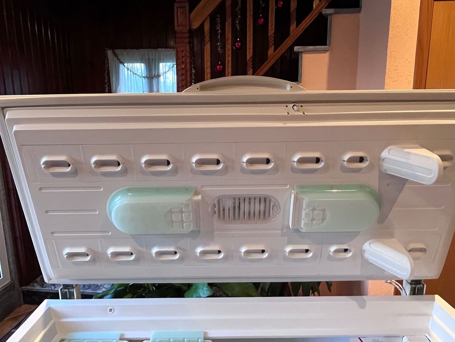 Arca congeladora horizontal NO FROST de 270L