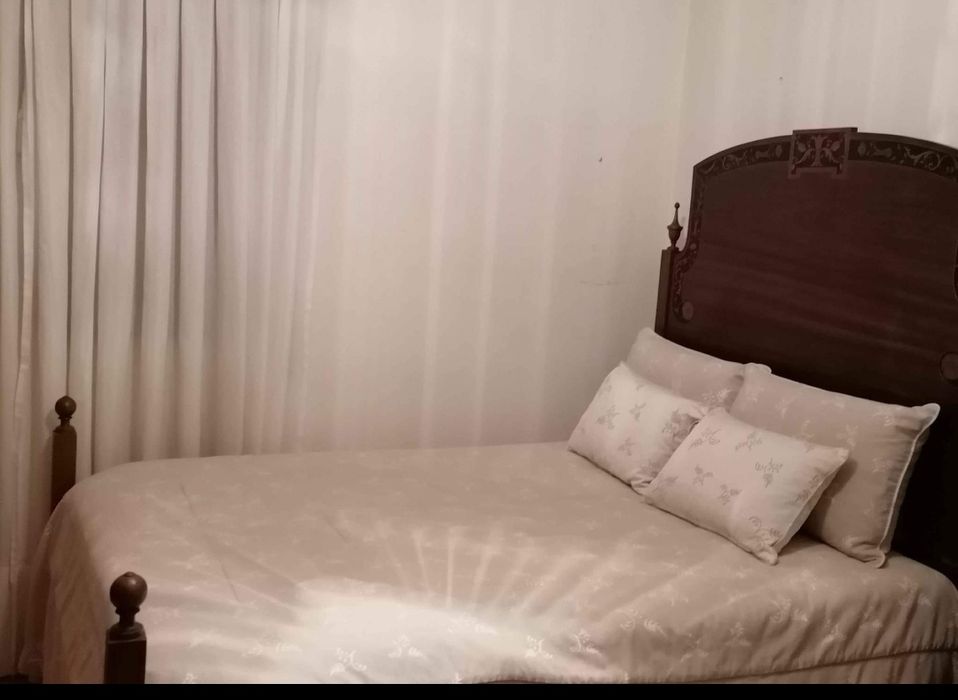 Cama estilo D. Maria