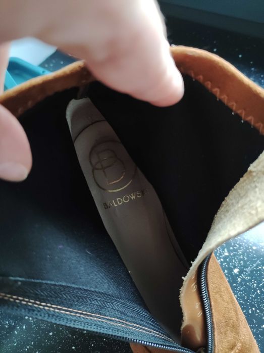 Buty Baldowski, botki zamszowe  karmelowe