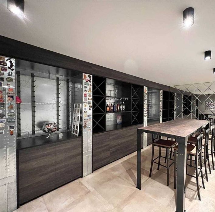 Подобова оренда великого сучасного будинку у Кийлові. Кінотеатр Сауна