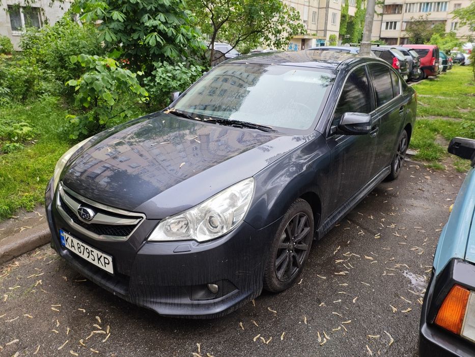 Subaru Legacy 2011