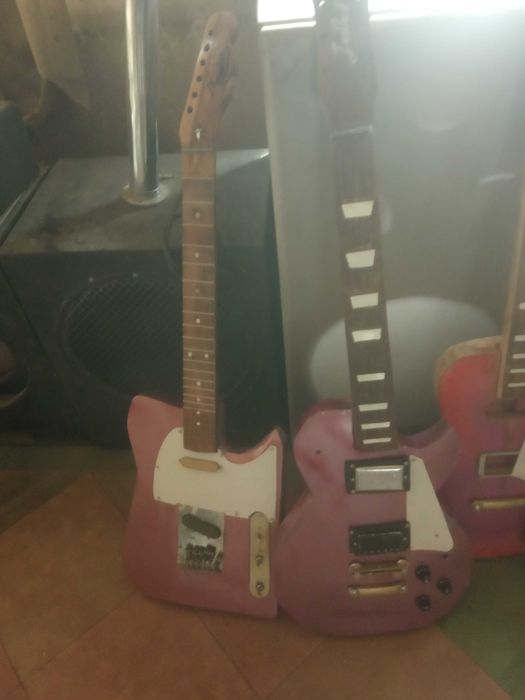 Электрогитара Les Pol