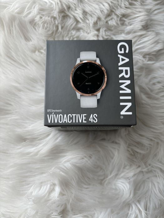 Garmin Vivoactive 4S, bialo - złoty