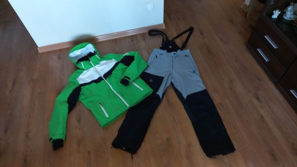 Мужской лыжный костюм 40р ,L  ,на 175см
