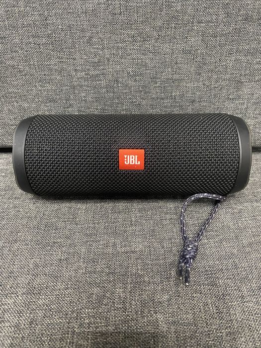 Портативна колонка JBL Flip 4