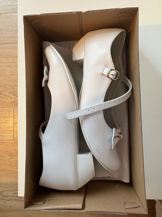 Alba komunijna sukienka buty wianek opaska rękawiczki torebka bolerko