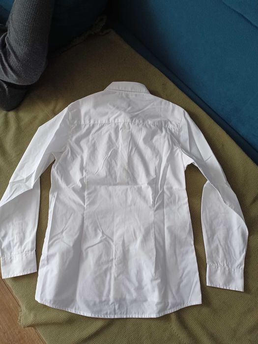 Koszula biała galowa.