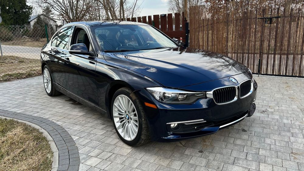 BMW Seria 3 Bezwypadkowe, niski przebieg, HUD, skóra, Luxury Line