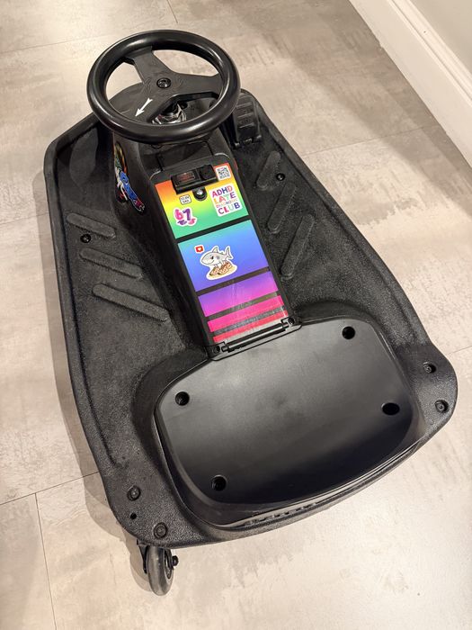 Elektryczny gokart dryfujący Razor Crazy Cart Shift
