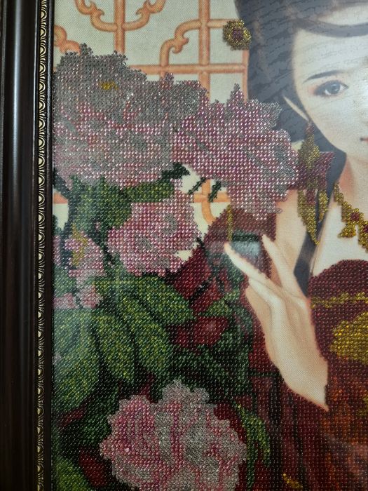 Продам вишиту картину бісером