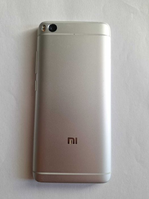 Xiaomi Mi 5s - 4/32 GB