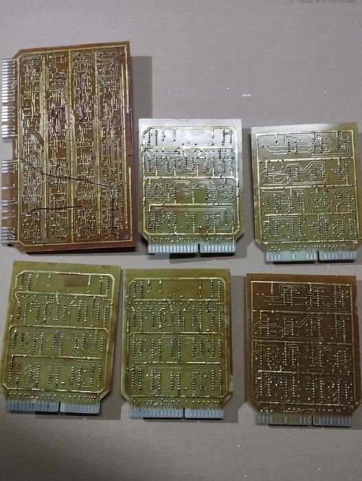 Плати СССР, радіодеталі, КМ155л3а