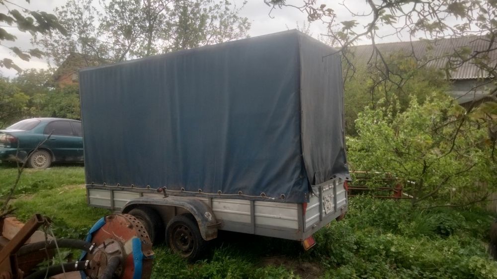 Прицеп двохосний