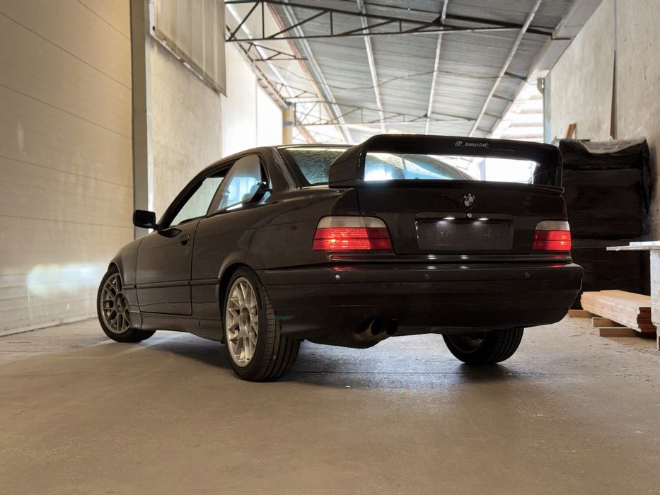 Bmw 318is coupe