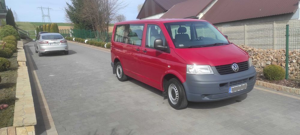 volkswagen transporter t5 9- osobowy polski salon 1 własciciel bezwypadkowy