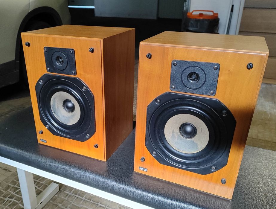 Vendo colunas JPW