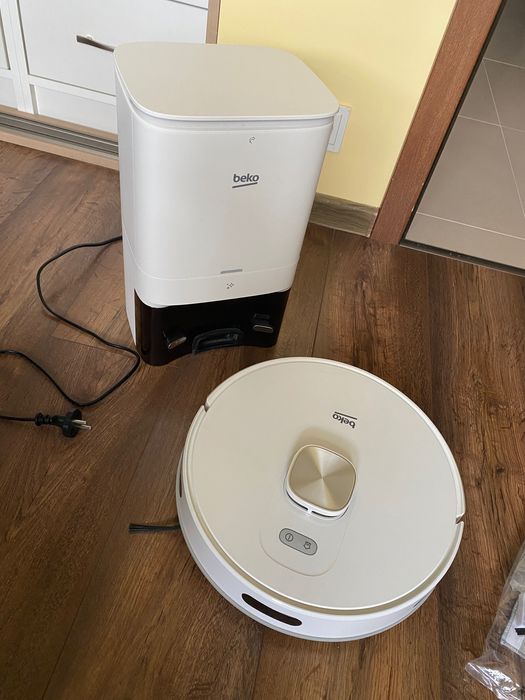 Robot odkurzacz z funkcją mopowania