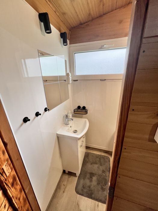 Domek na jeziorem dla 4-5 osob