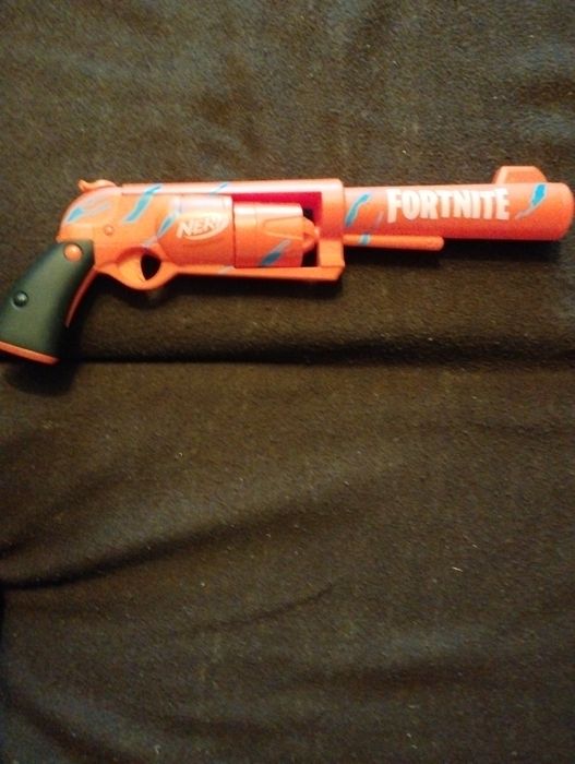 Nerf rewolwer fortnite