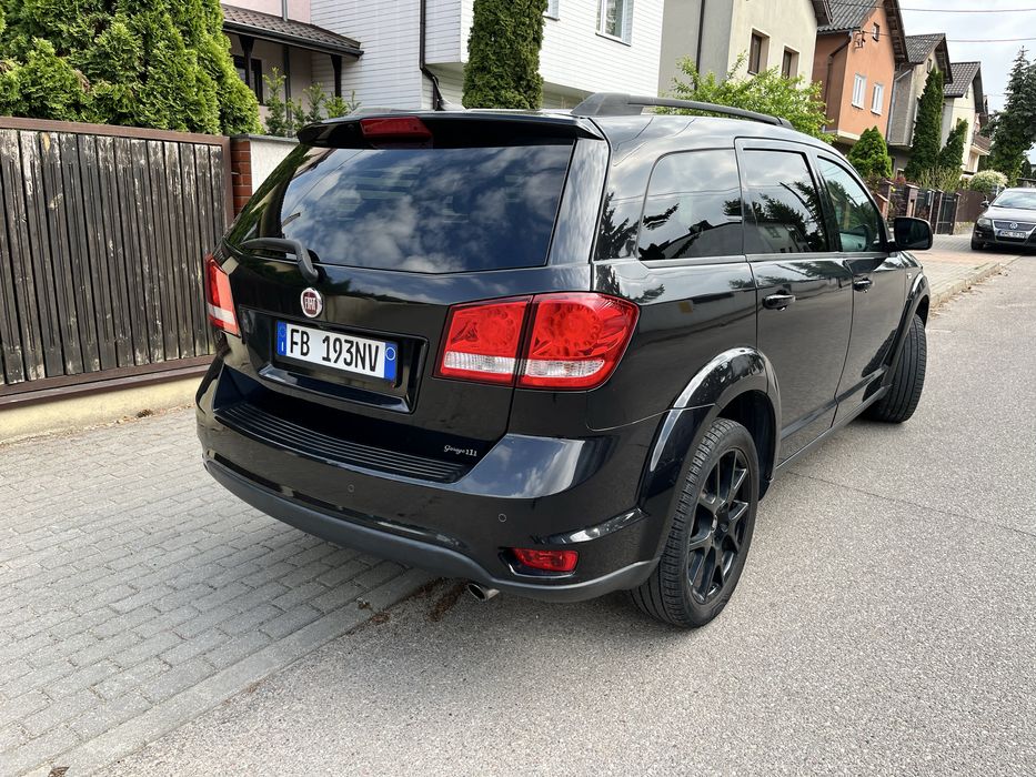 Fiat Freemont Black code Bezwypadkowy 11.2015 4x4 felga 19’ alpine kamera,7miejsc 187tys km