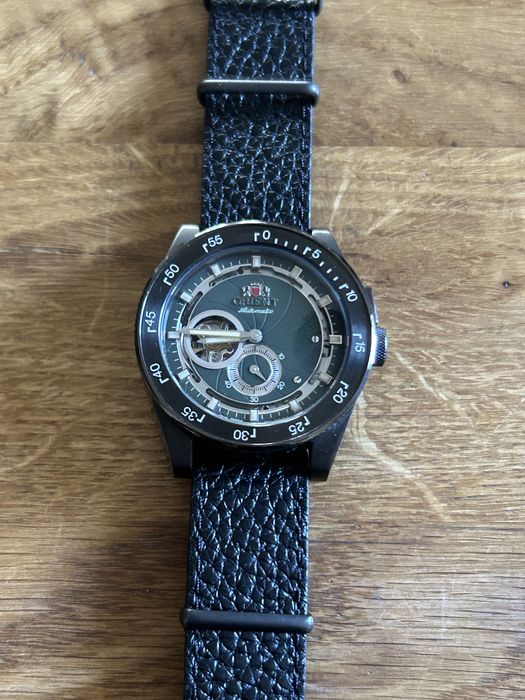 ORIENT Retro Future Camera RA-AR0202E10B