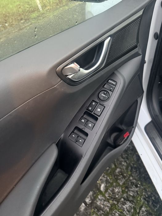 Hyundai ioniq hibrido GPL