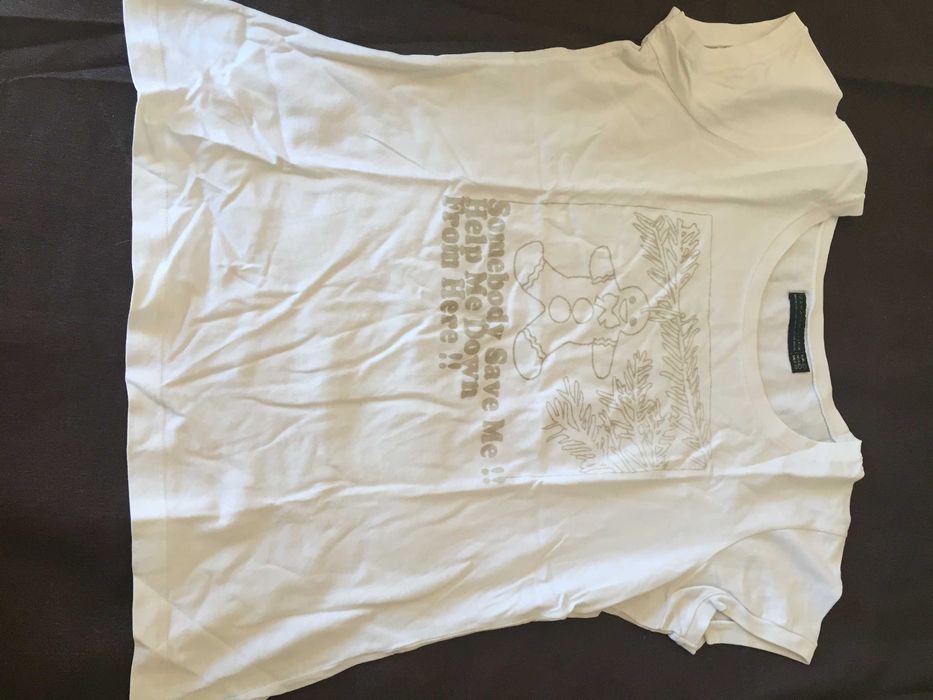 tshirt zara tamanho l branca com bonecos natal