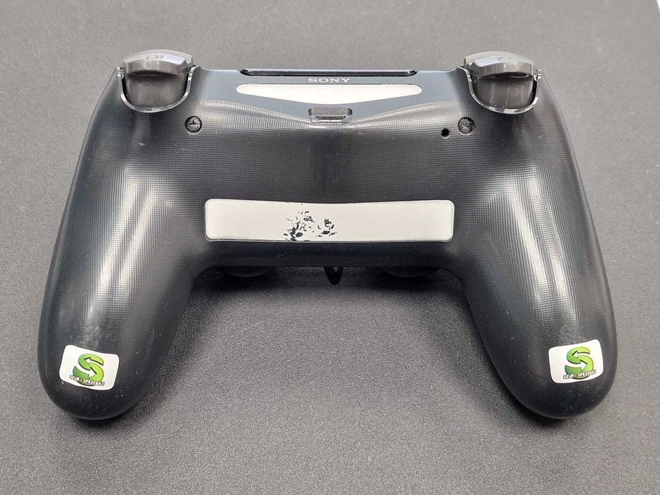 PS4 Slim 1TB + oryginalny dualshock / + 4 gry video / Grade B / Gwarancja 12 miesięcy / Playstation 4 Slim