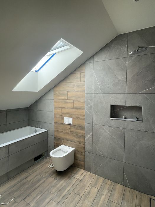 Lazienki, kafle, wykonczenia wnętrz