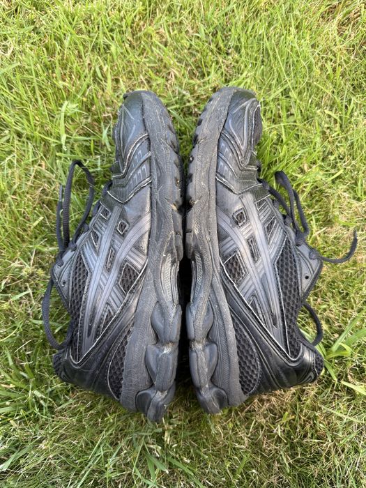 Asics gel czarne bez pudełka