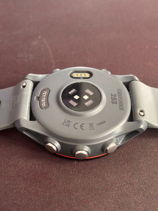 Garmin forerunner 255