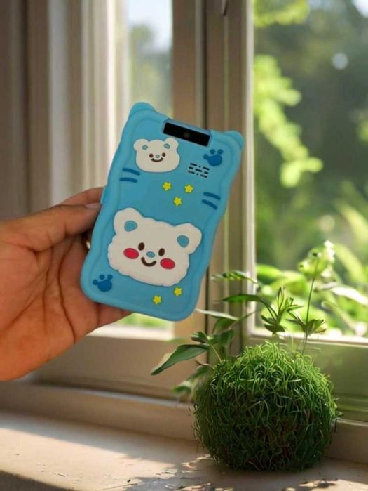 Синій дитячий смартфон іграшка з сенсорним екраном для малечі