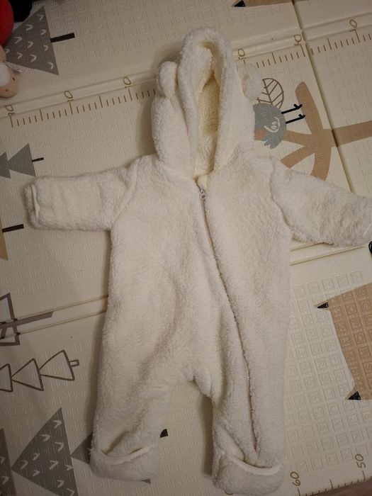 Продам демисезонный комбинезон