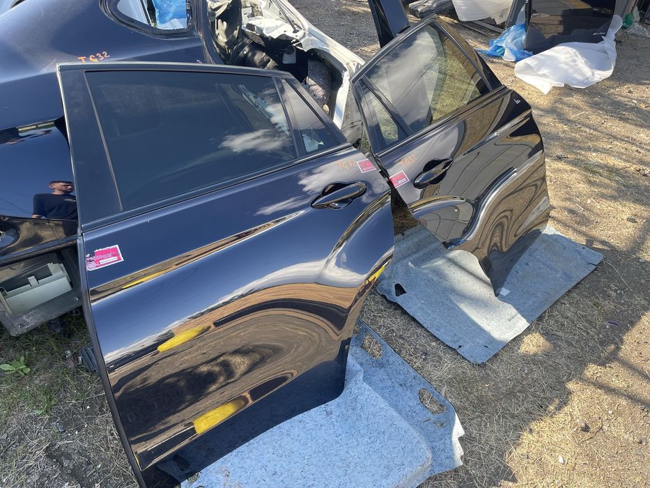 Дверь BMW F16 X6 передняя задняя