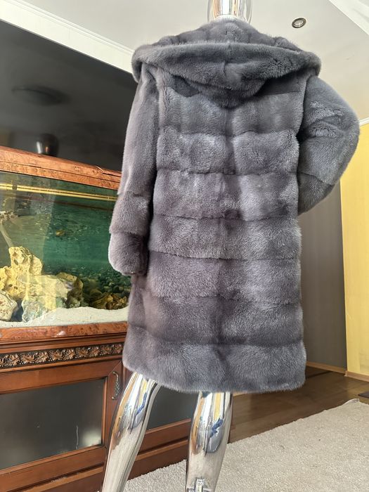 Норковая шуба трансформер Италия с капюшоном скандинавка 44-46