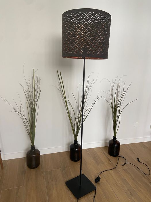 Candeeiro de pé IKEA