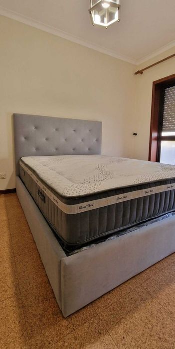 Camas de Casal Estofadas de Luxo 199€ Disp. em Várias Cores! 190x140m!