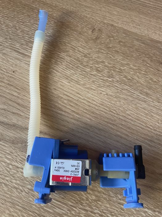 USZKODZONA pompa wody do generatora pary Philips GC9650/80