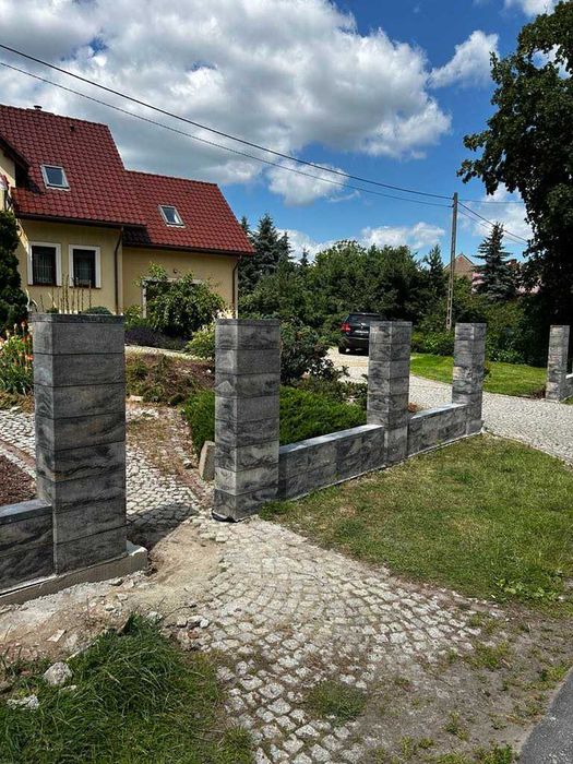 Brukarstwo, ogrodzenia, murowanie