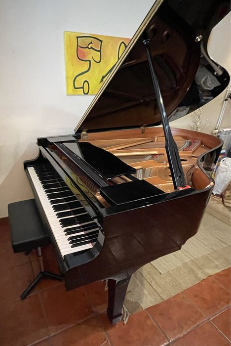 Piano de cauda Yamaha C3