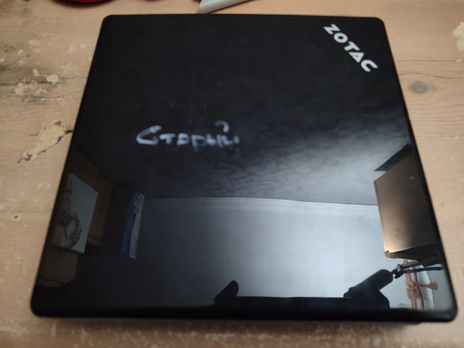 НЕ РАБОЧИЙ Неттоп Zotac ZBOX ID12 Plus Atom D525