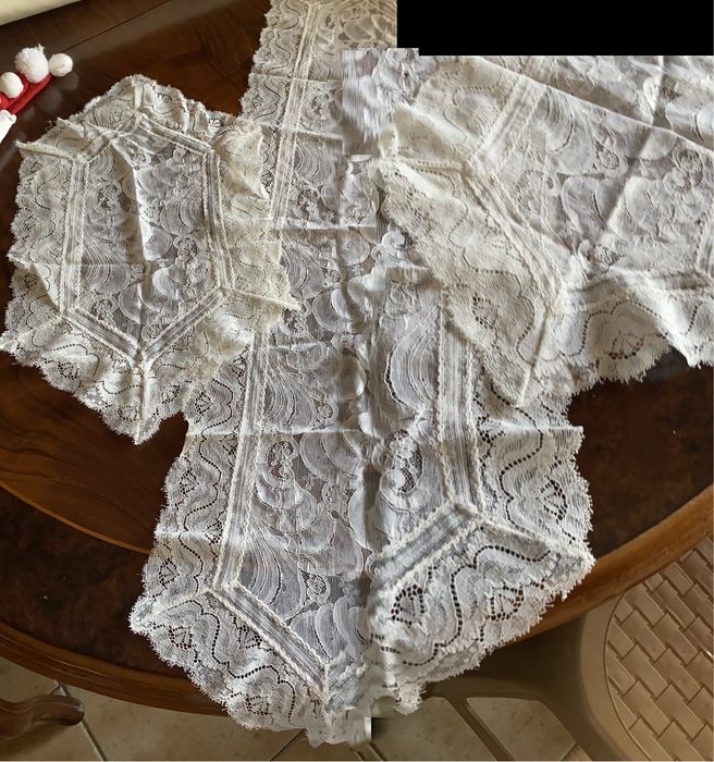 Conjunto de 3 naperons antigos