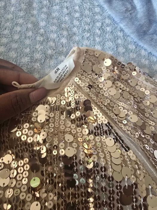 Vestdos como novo de criança de 6 anos