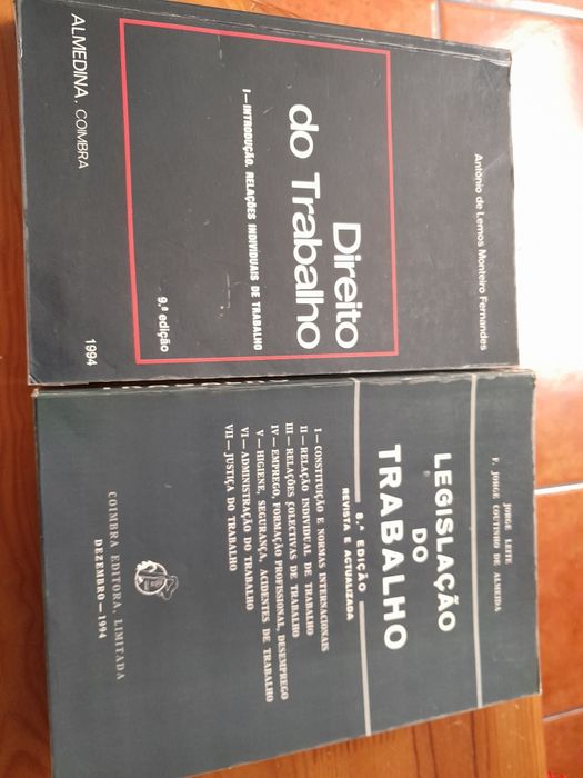 2 livros Direito do Trabalho e Legislação do Trabalho