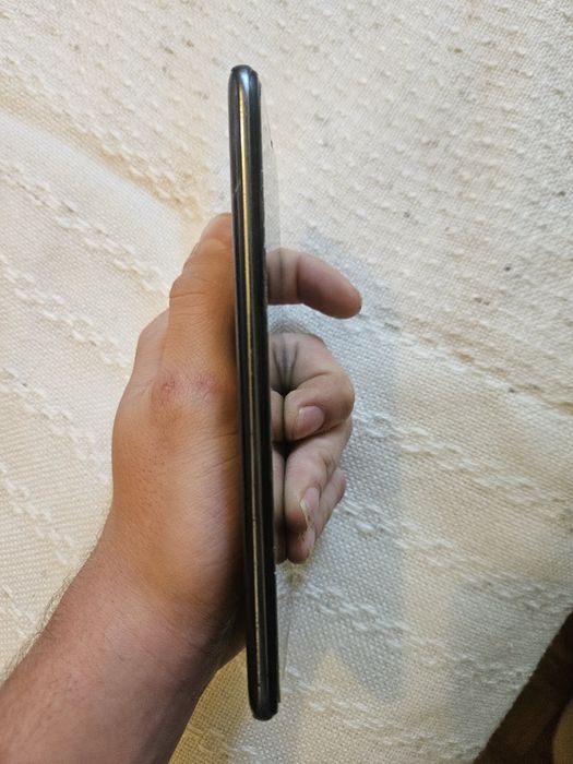 Telefon Vivo Y70 8/128GB Ekran Igła